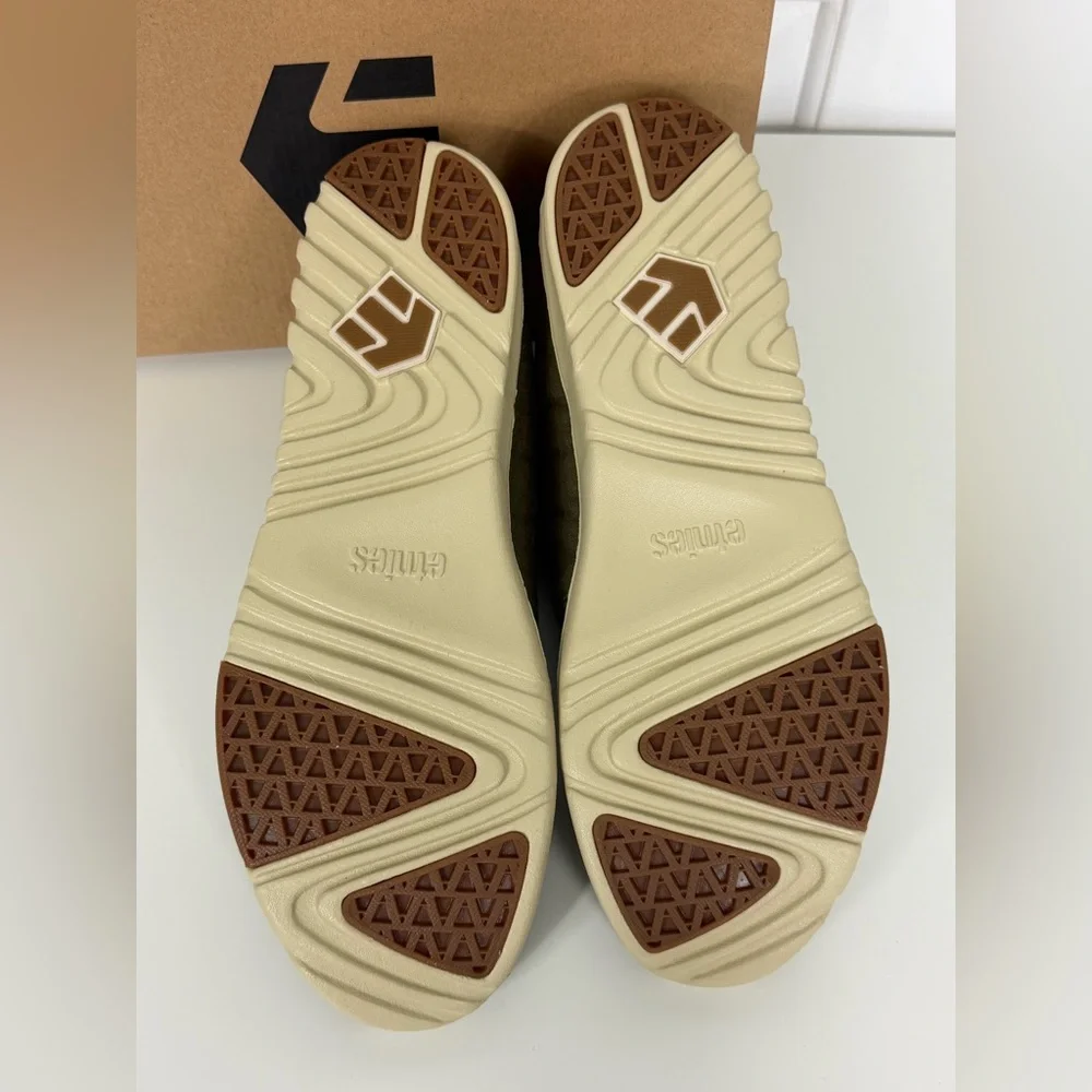 Etnies Scout Skate Men’s Size 10 Olive Tan Gum Sneakers‎ Casual Shoes NIB